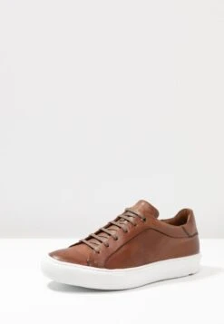 Lloyd AJAN - Sneaker Low - Cognac 10 Lloyd AJAN - Sneaker Low - Cognac -Lloyd 2e95076eb90f4b3983274f2714ce4cd1