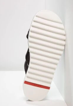 Lloyd EDVINO - Pantolette Flach - Schwarz 12 Lloyd EDVINO - Pantolette Flach - Schwarz -Lloyd 3b08f6d3adb54e298a0231f25d1119bb