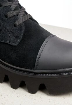 Lloyd MIT HOHEM PLATEAU - Schnürstiefelette - Schwarz 12 Lloyd MIT HOHEM PLATEAU - Schnürstiefelette - Schwarz -Lloyd 79022e98002147b3a1c9e6810ae40f5d