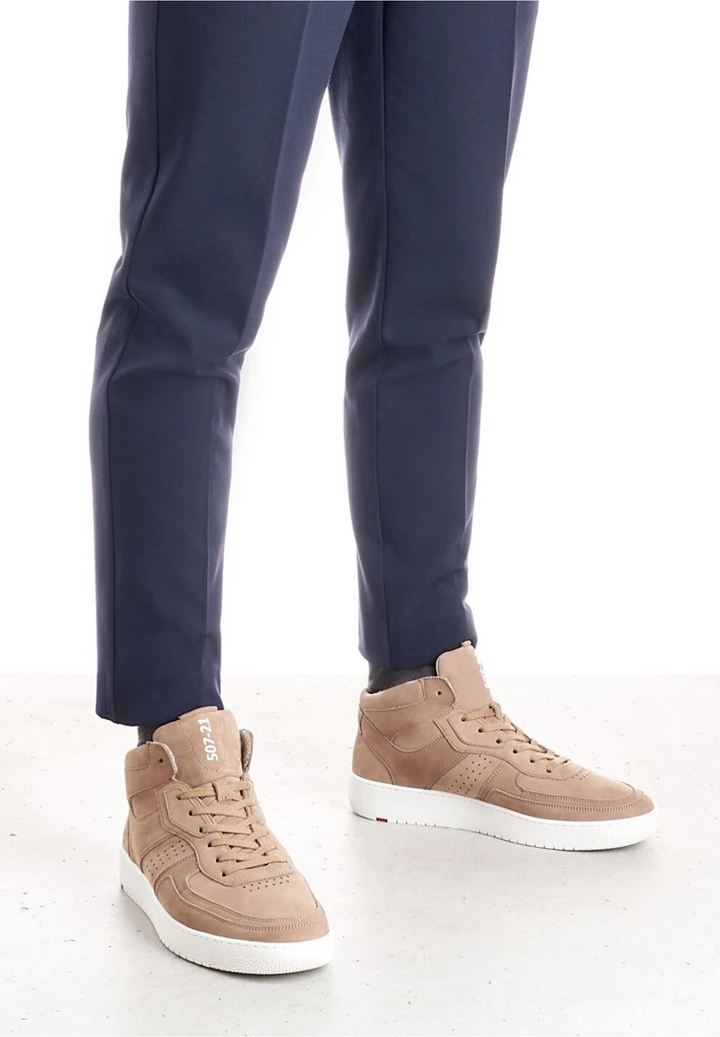 Lloyd ALISTER - Sneaker High - Braun 3 Lloyd ALISTER - Sneaker High - Braun