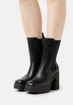 Lloyd Sneaker Low - Wei 13 Lloyd Sneaker Low - Wei -Lloyd b33dbcd6dd204c1786a4e4694f2b441a